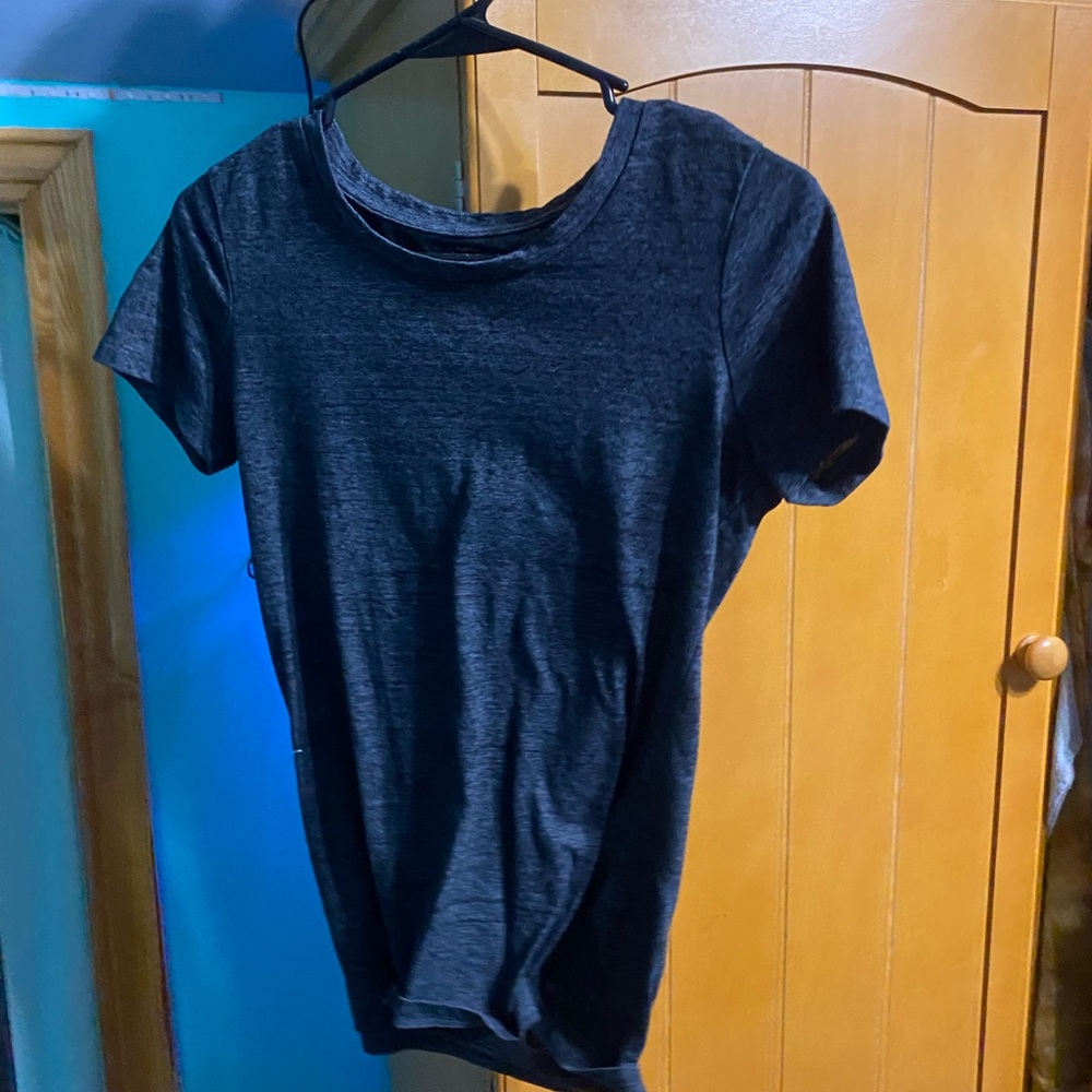 black rue21 t-shirt